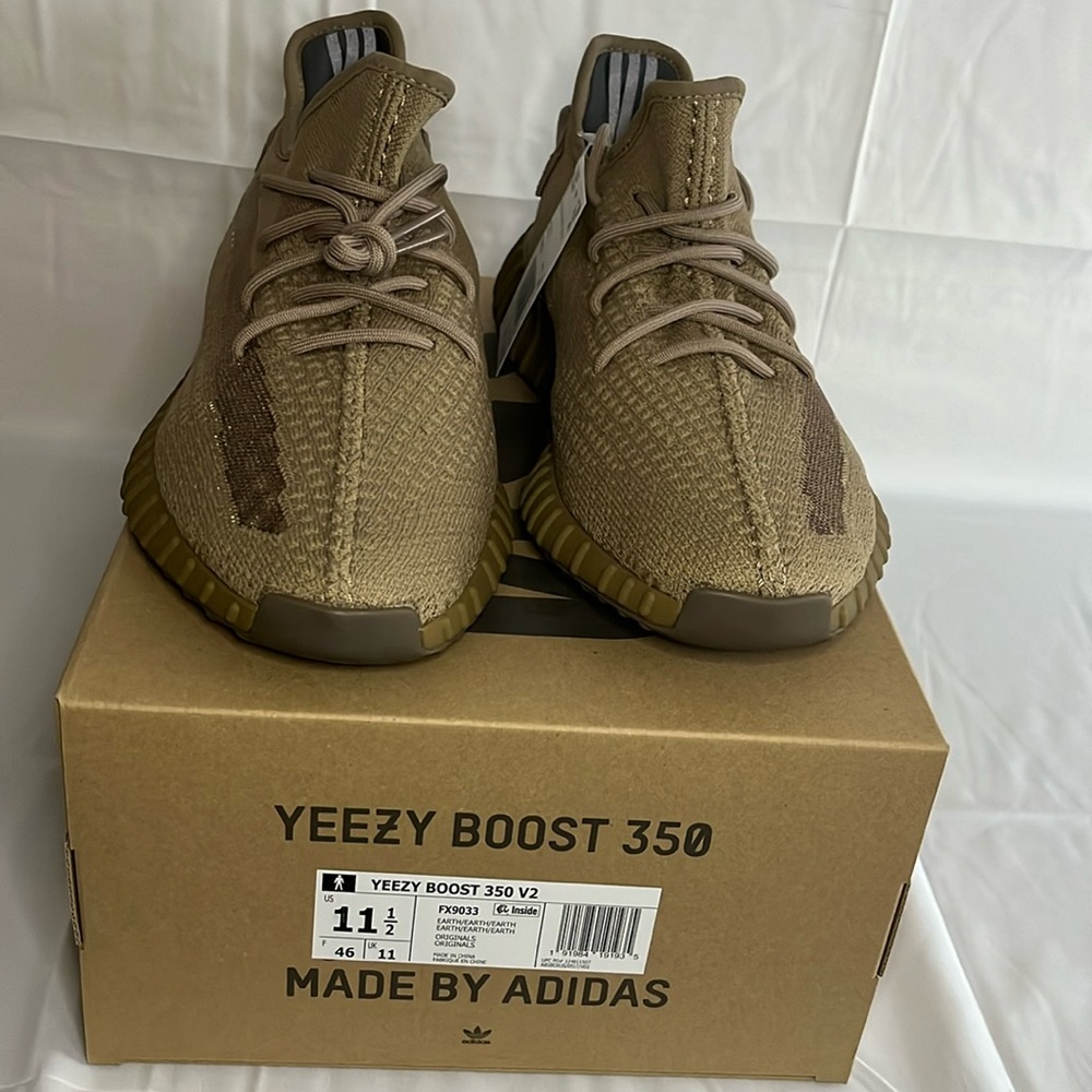 Yeezy Boost 350 V2